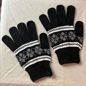 NEW Black and White Knit Gloves with Snowflake Pattern One Size Unisex No Brand